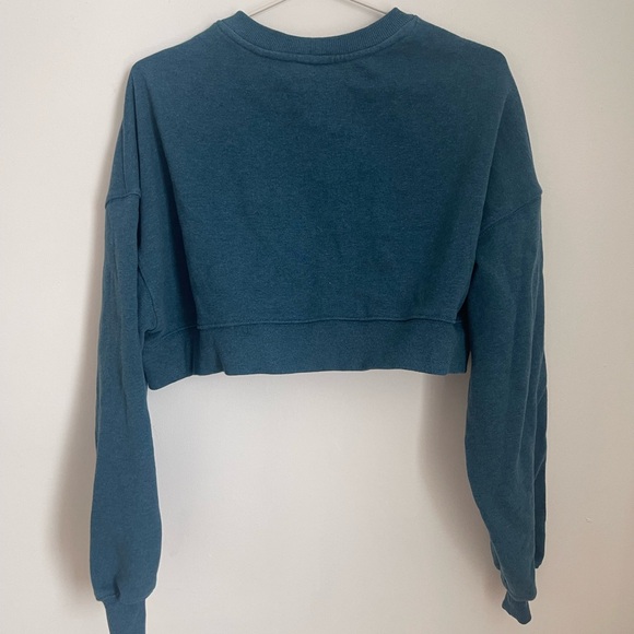 Gymshark Blue Cropped Sweatshirt - Picture 4 of 4